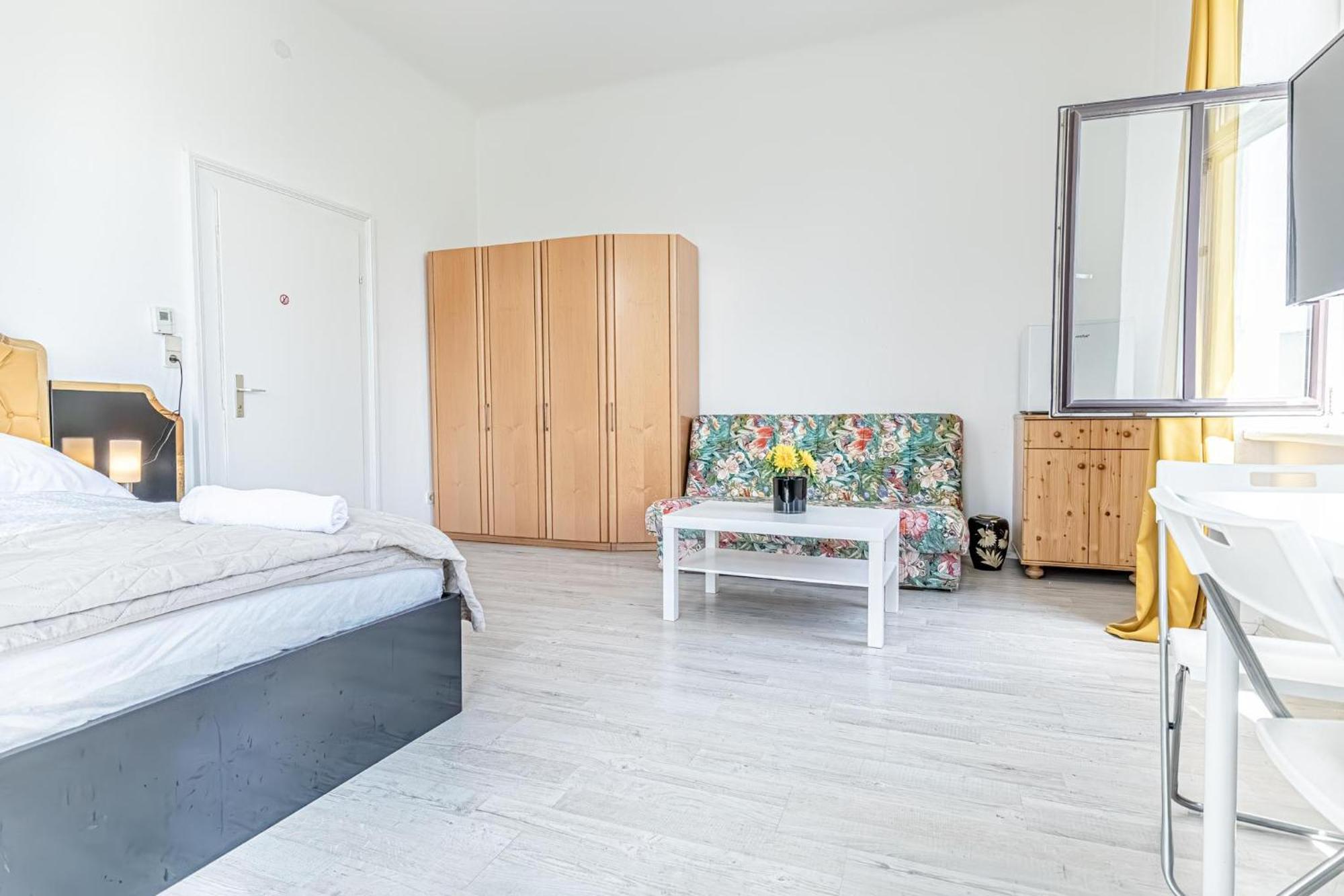 Comfy 3Br Shared Apartment - U6 Subway, Danube & Millenium City Vienna Exterior photo